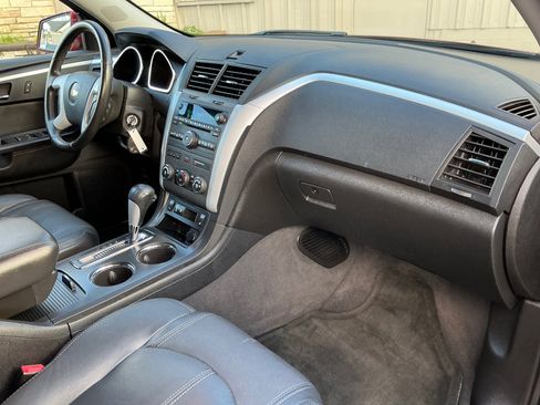 Used 2012 Chevrolet Traverse LT w/ All-Star Edition image 9