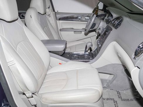 Used 2015 Buick Enclave Leather image 16