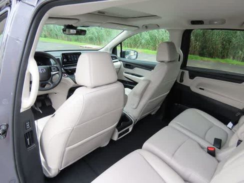 New 2026 Honda Odyssey EX-L image 15
