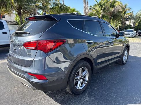Used 2017 Hyundai Santa Fe Sport FWD image 5