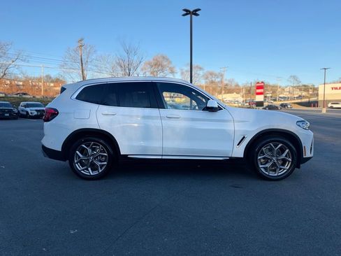 Certified 2024 BMW X3 xDrive30i w/ Premium Package w/ZPA image 8