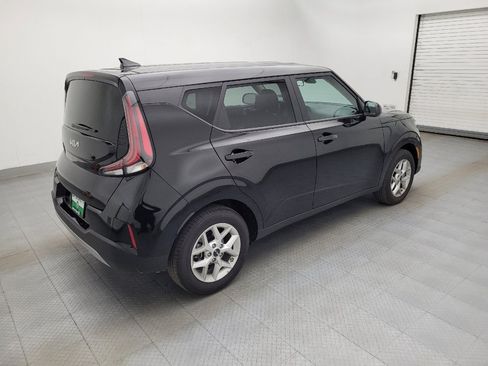 Used 2025 Kia Soul LX w/ LX Technology Package image 10