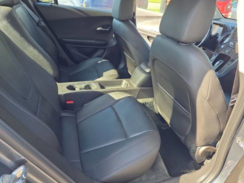 Used 2011 Chevrolet Volt Premium w/ Premium Trim Package FWD image 18