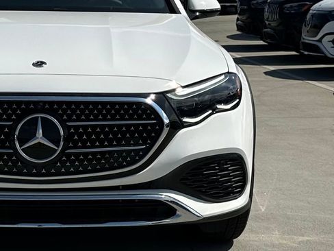 New 2025 Mercedes-Benz E 450 4MATIC All-Terrain Wagon image 4