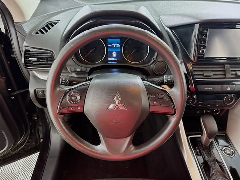 Used 2024 Mitsubishi Eclipse Cross ES AWD/4WD image 13