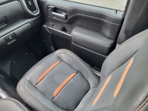 Used 2021 GMC Sierra 2500 AT4 w/ AT4 Premium Plus Package image 16