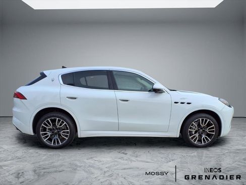 Used 2023 Maserati Grecale GT image 8