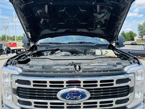 Used 2024 Ford F550 2WD Regular Cab Super Duty w/ XL Chrome Package image 35