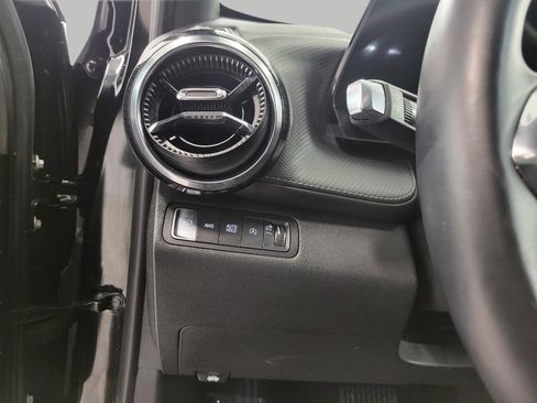 Used 2025 Chevrolet Equinox LT image 10