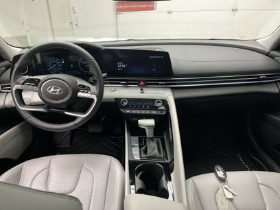Used 2024 Hyundai Elantra Limited