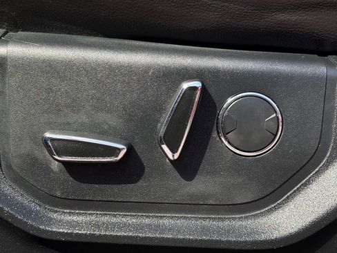 Used 2017 Ford F250 Lariat w/ Lariat Ultimate Package image 18