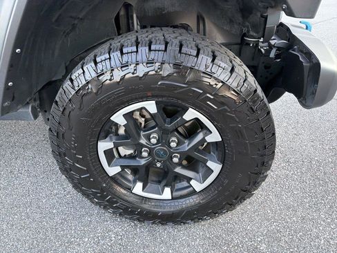 Used 2024 Jeep Wrangler Unlimited Rubicon 4xe AWD/4WD image 11