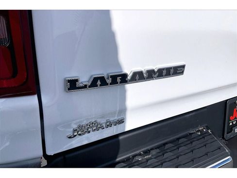 Used 2023 RAM 1500 Laramie image 9