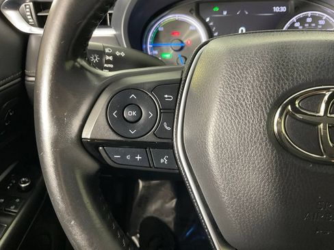 Used 2022 Toyota Venza XLE AWD/4WD image 24