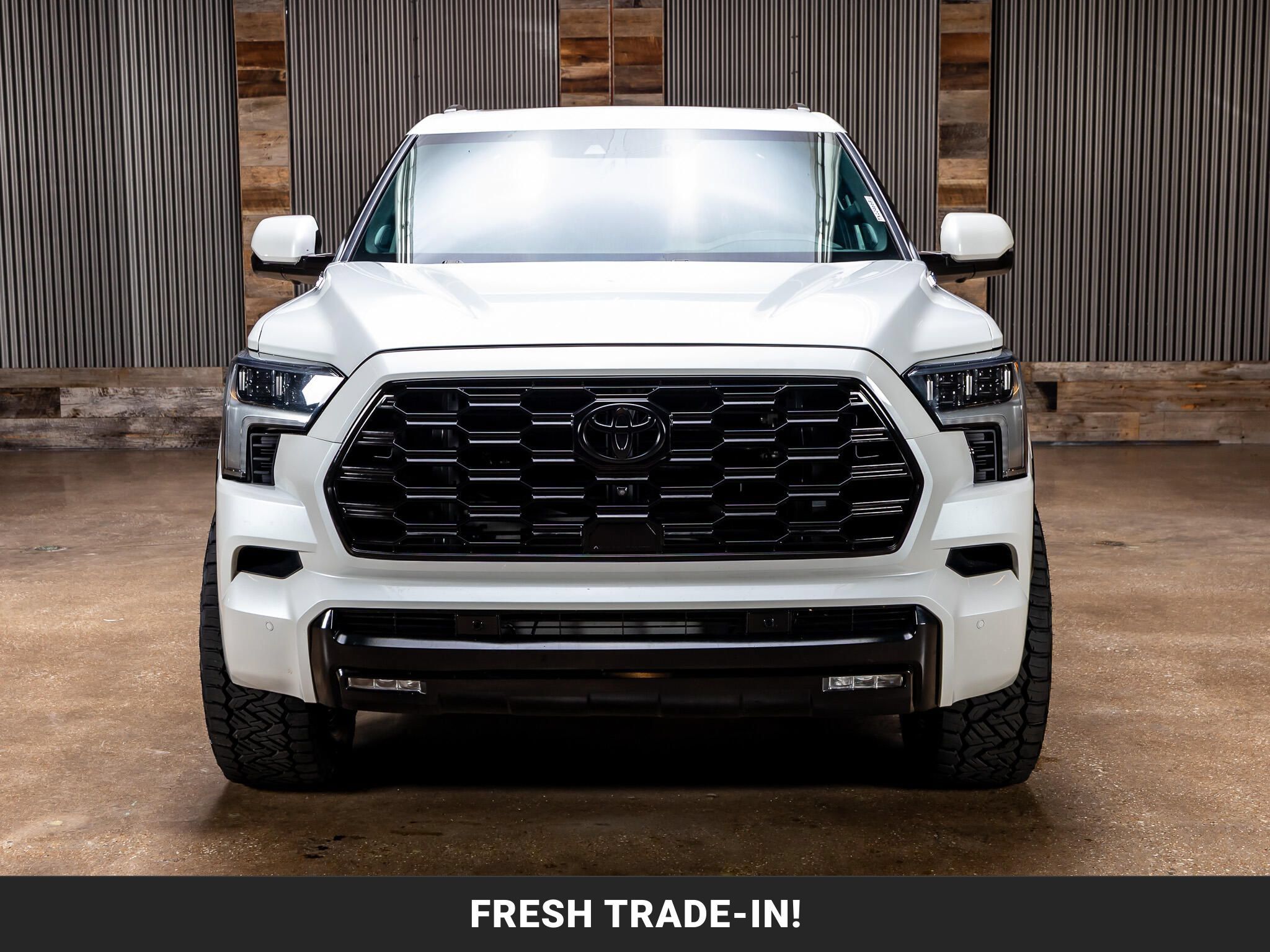 Used 2024 Toyota Sequoia Platinum AWD/4WD image 4
