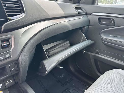 Used 2023 Honda Passport EX-L image 17