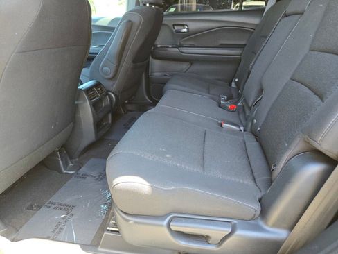 Certified 2021 Honda Passport Sport image 11