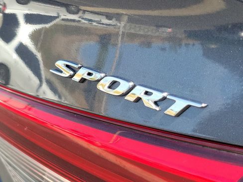 Certified 2024 Honda Civic Sport image 9