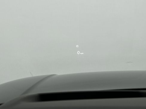 Used 2025 Land Rover Range Rover Long Wheelbase SE image 24