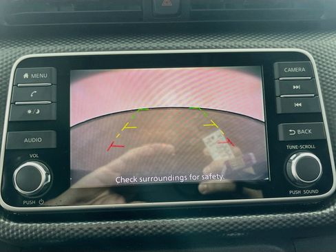 Used 2019 Nissan Kicks SV FWD image 20