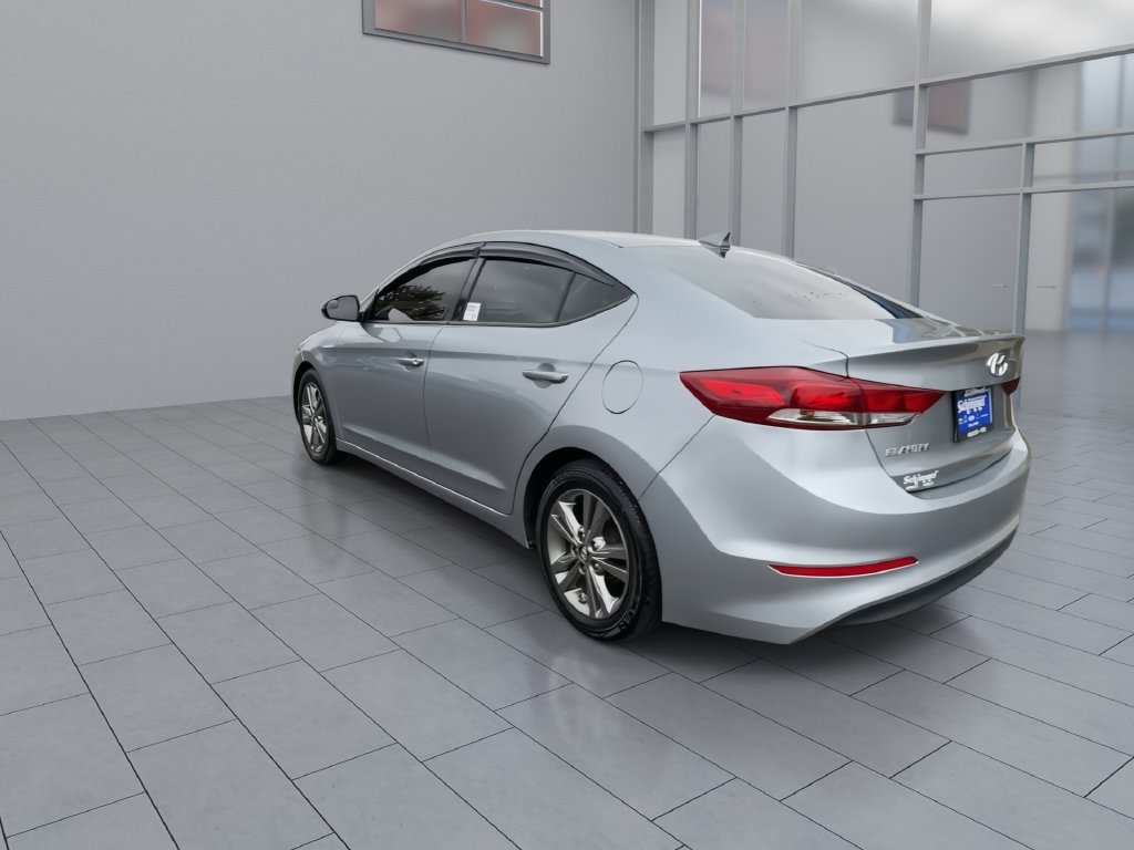 Used 2017 Hyundai Elantra SE FWD image 6