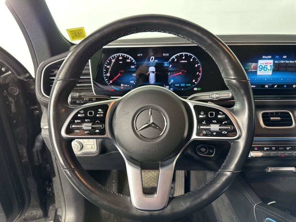 Used 2023 Mercedes-Benz GLS 450 4MATIC image 10