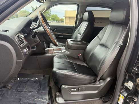 Used 2009 GMC Yukon Denali AWD/4WD image 14