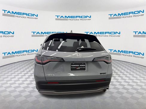 Used 2025 Honda HR-V Sport image 4