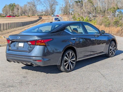 Used 2021 Nissan Altima 2.5 Platinum image 5