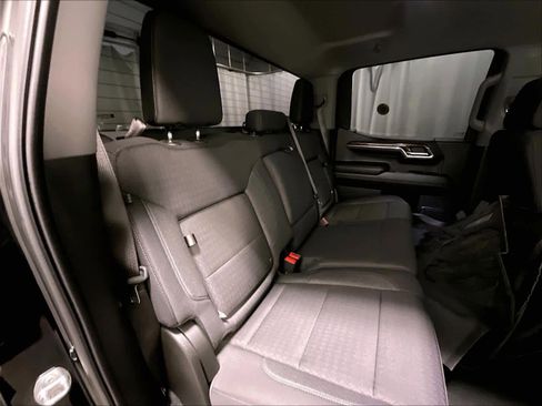 Used 2024 GMC Sierra 1500 Elevation image 16