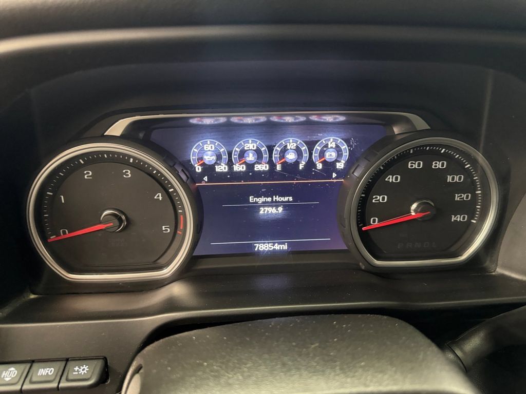 Used 2020 Chevrolet Silverado 2500 High Country w/ Technology Package AWD/4WD image 14