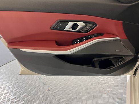 Used 2025 BMW M340i image 11