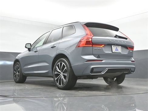Used 2023 Volvo XC60 B5 Ultimate w/ Climate Package image 43