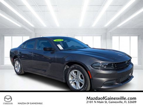 Used 2023 Dodge Charger SXT image 1