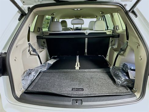 New 2026 Volkswagen Atlas SE image 16