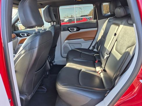 Used 2024 Jeep Compass Limited w/ Sun and Sound Group image 14