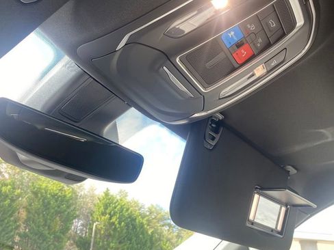 New 2026 Jeep Grand Wagoneer Limited AWD/4WD image 17