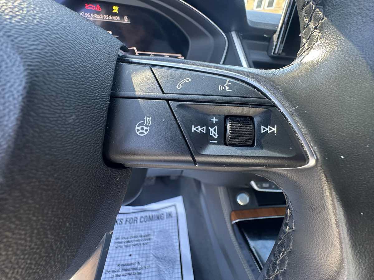 Used 2021 Audi Q5 2.0T Premium Plus AWD/4WD image 16