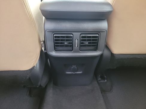 Certified 2024 Toyota RAV4 LE AWD/4WD image 16