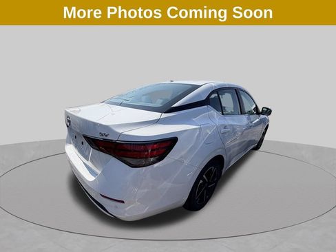 Used 2024 Nissan Sentra SV FWD image 4