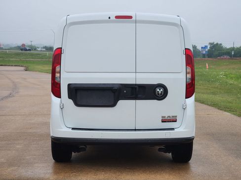 Used 2022 RAM ProMaster City Tradesman FWD image 8