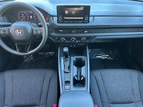 Used 2025 Honda Accord SE image 15