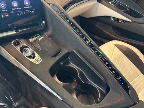 Used 2023 Chevrolet Corvette Stingray Premium Conv w/ Z51 Performance Package RWD image 19