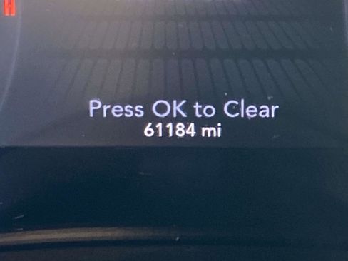 Used 2021 Dodge Challenger SXT w/ Plus Package image 22