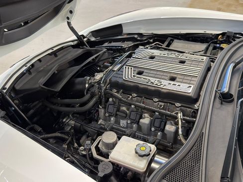 Used 2018 Chevrolet Corvette Z06 RWD image 27