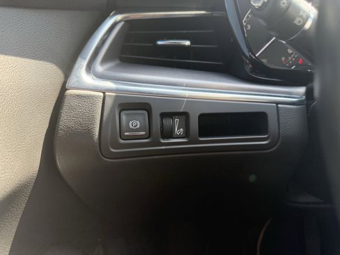 Used 2023 Cadillac XT5 Luxury image 73