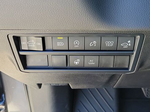 New 2026 Toyota Tundra Limited AWD/4WD image 29