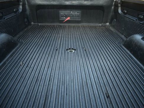 Used 2014 GMC Sierra 3500 SLE w/ SLE Preferred Package image 9