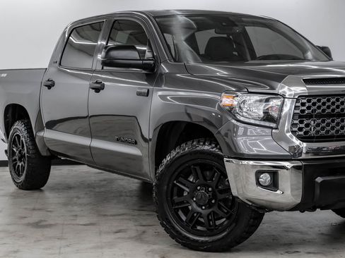 Used 2020 Toyota Tundra SR5 image 6