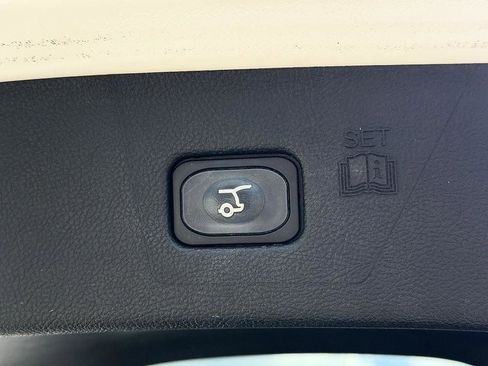 Used 2023 Ford Edge SEL w/ Convenience Package AWD/4WD image 17